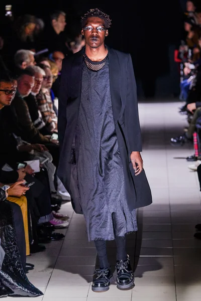 Look 22